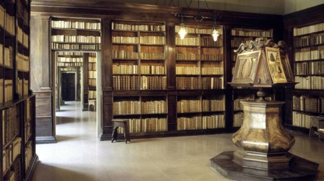 Rimini_bibliotecaGambalunga_interno.jpg