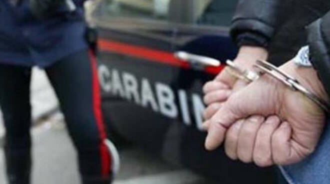 Le indagini condotte dai carabinieri di Riccione hanno portato all'arresto di due giovani pugliesi