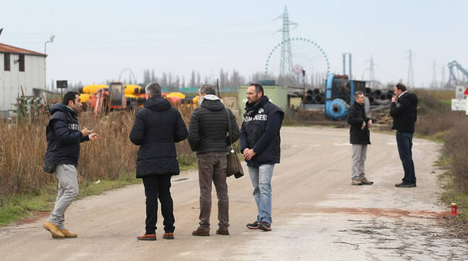 Sopralluogo alla Cava Manzona per l'omicidio di Salvatore Chianese, 31 dicembre 2015