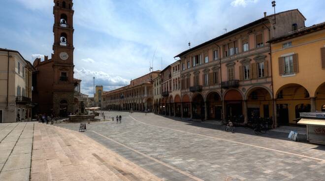 piazza libertà faenza