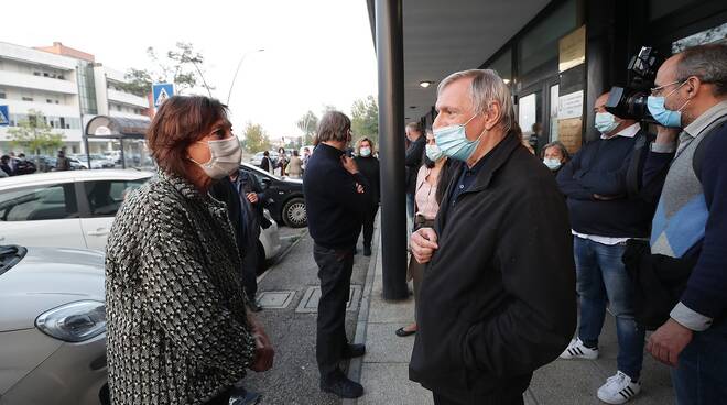 Beni sequestrati alla criminalità organizzata: don Luigi Ciotti ha inaugurato immobili destinati al Comune di Ravenna