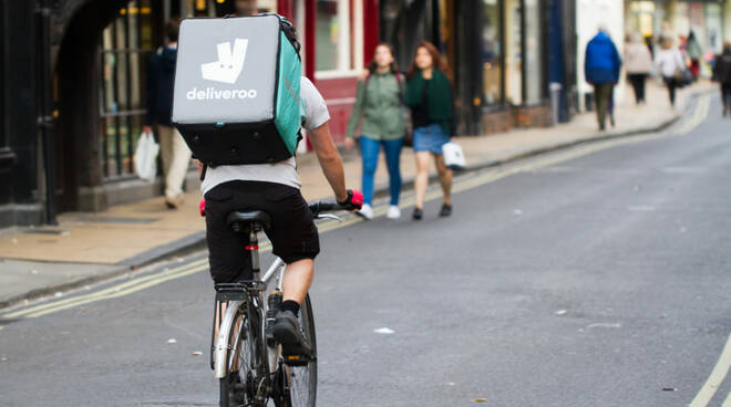 deliveroo riders