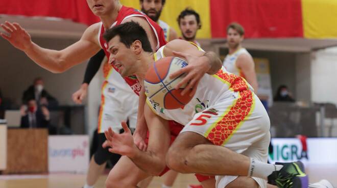 LNP serie A2, decima giornata.  OraSi Ravenna - Giorgio Tesi Group Pistoia