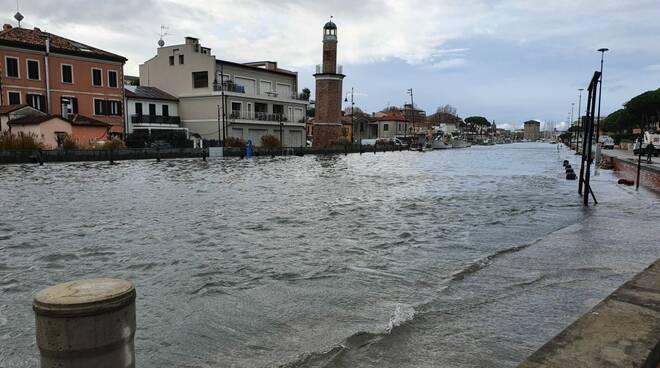 Ingressione marina, l'acqua invade anche Cervia