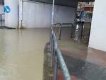 Emergenza a Riccione: chiusi sottopasso del porto e ponte di viale San Lorenzo, acqua alta in via Murano