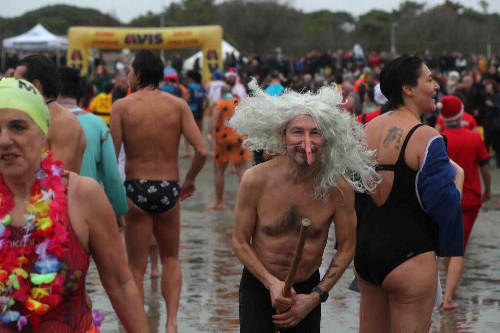 Tuffo della Befana a Tagliata di Cervia il 6 gennaio 2023