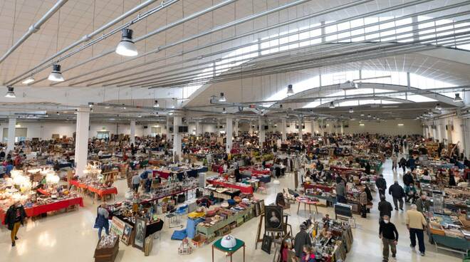 Cesena Fiera con la fiera dell'antiquariato e del libro antico