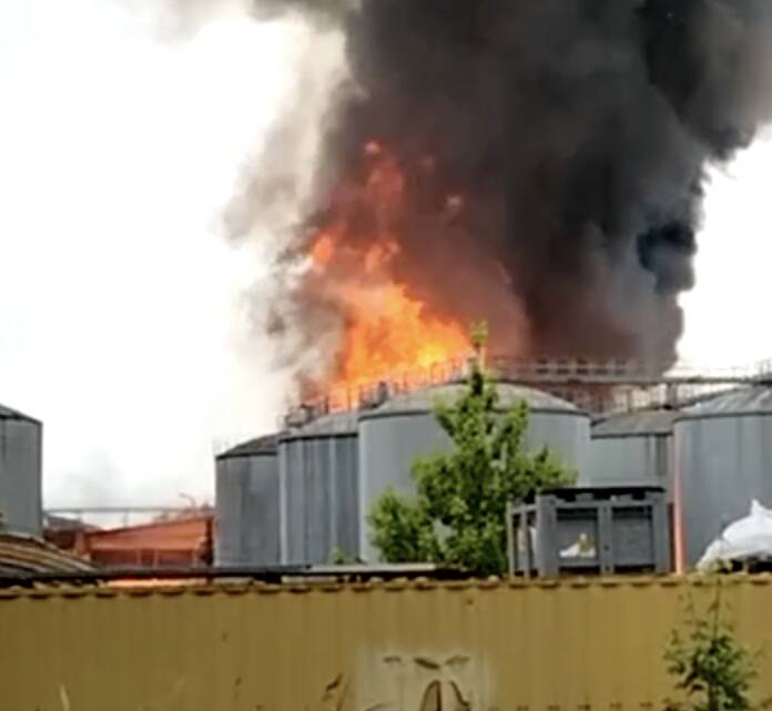 8 maggio 2023 - Incendio alla Carivo di Faenza