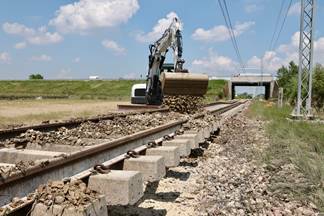 lavori sulla linea ferroviaria dopo alluvione rfi treni