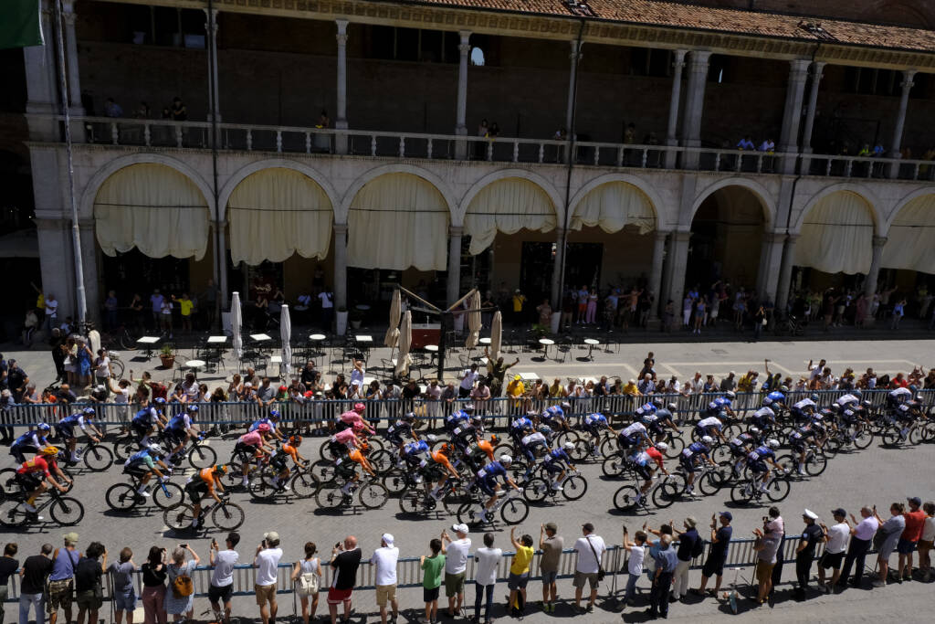 Il passaggio da Faenza del Tour de France 