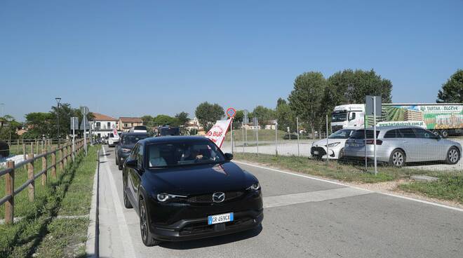 Porto Corsini residenti protestano contro le crociere