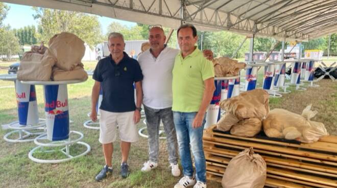 La Federazione Italiana Dragon Boat dona alimenti a “Il Re di Girgenti “ e “Agriambiente Ravenna”